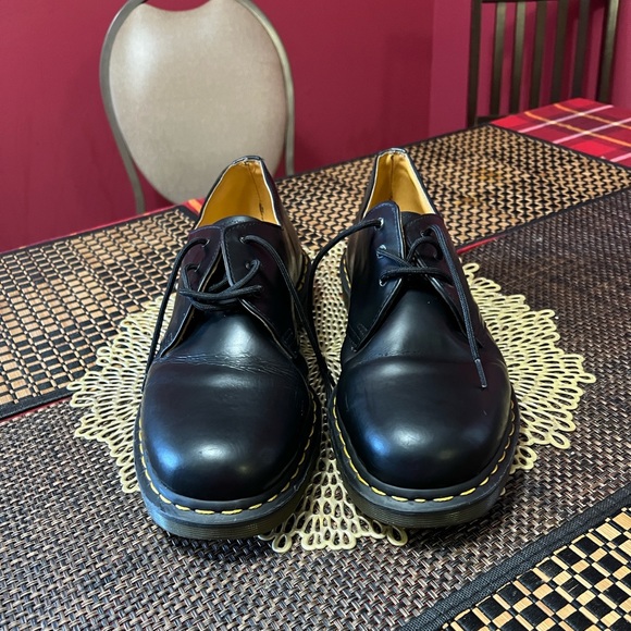 Used Dr martens - Picture 1 of 10